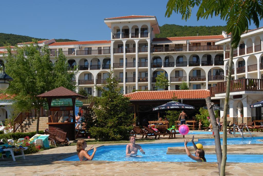 Kambani Bells Apart Complex Sveti Vlas Εξωτερικό φωτογραφία